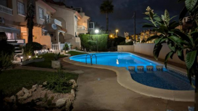 Sonnenterrasse mit Meerblick 3 Zi Penthouse Apartment Dachterrasse Balkon Pool